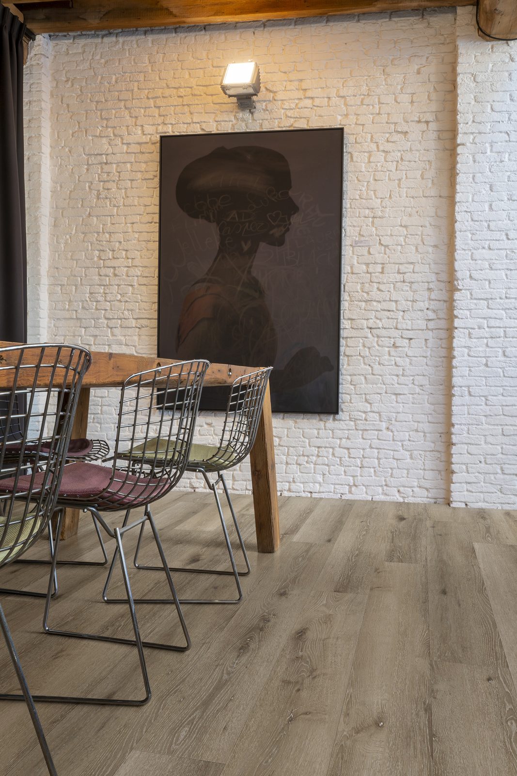 Coretec Halifax (50 LVRE 138) PVC-vloer in een interieur