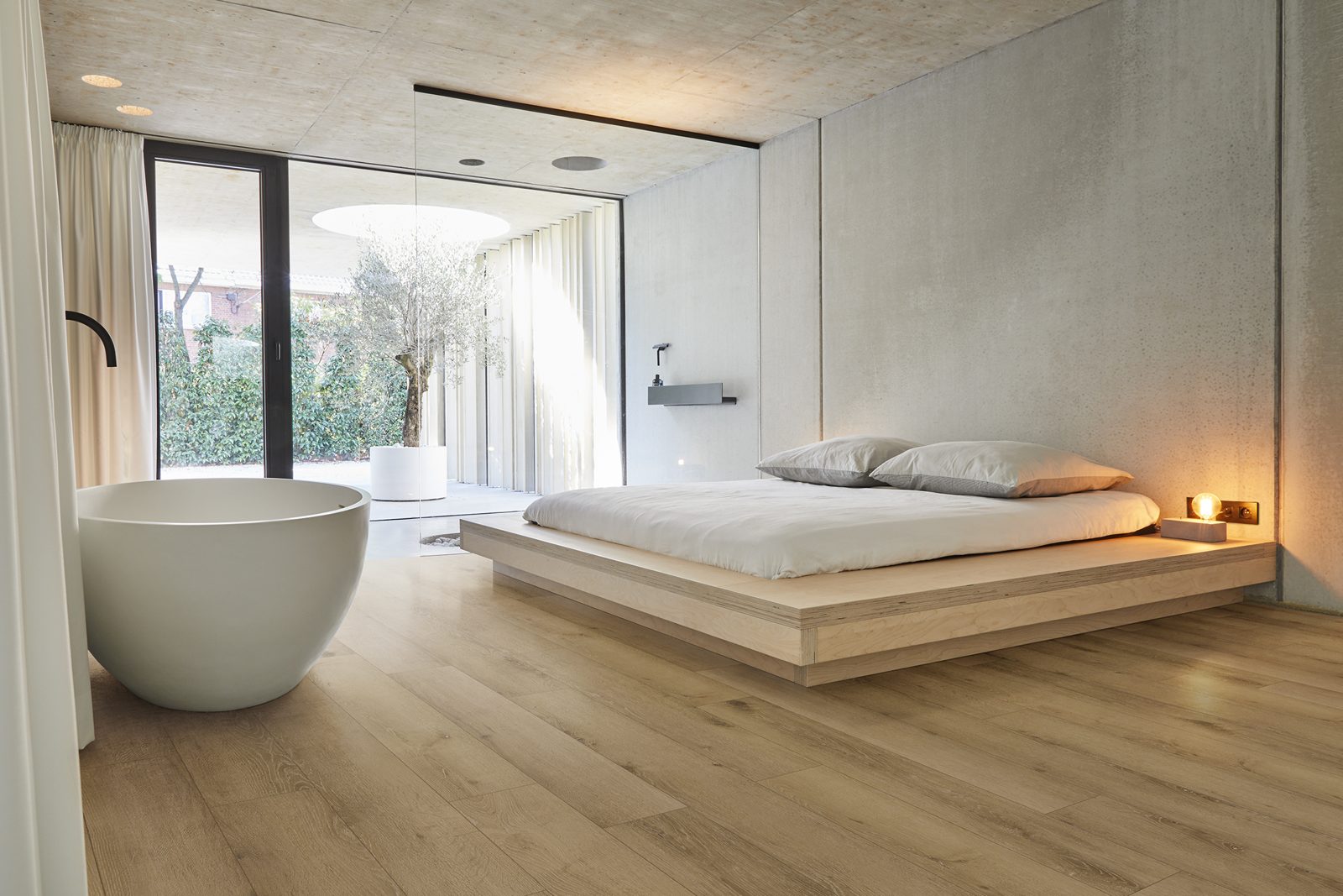 Coretec Regina (50 LVRE 139) PVC-vloer in een interieur